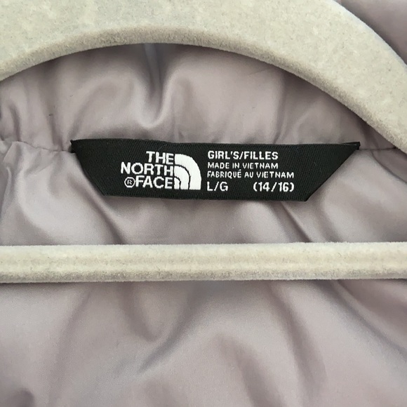 Girls Pink And Grey North Face Vest. - Picture 3 of 3